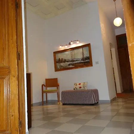 Olympia Guest house *